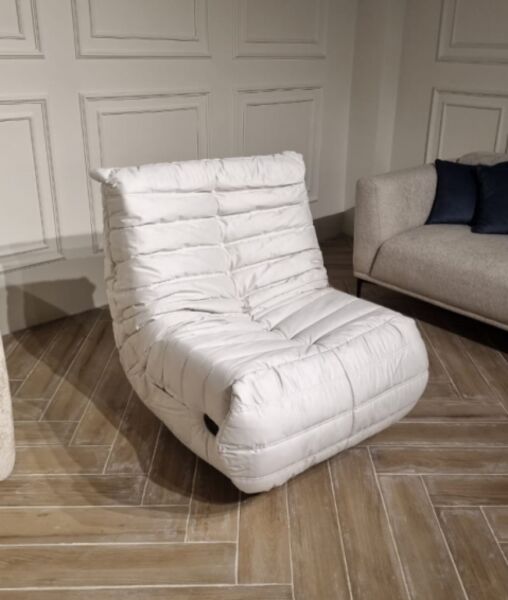 كرسي مفرد استرخاء دوار هزاز - أبيض