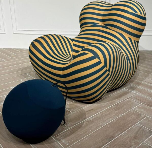 كرسي مفرد لا ماما