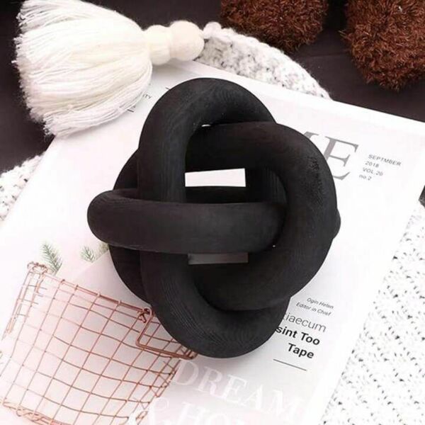 تحفة ديكور سلسلة اينزو - اسود