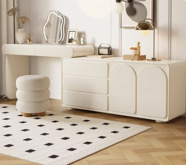 طاولة تزيين روتاي - كريمي