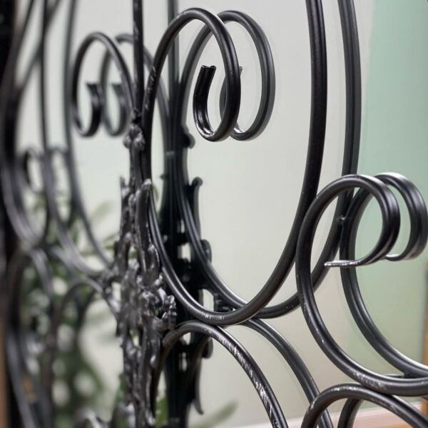 مرآة حائط خشب شكل نافذة سانا