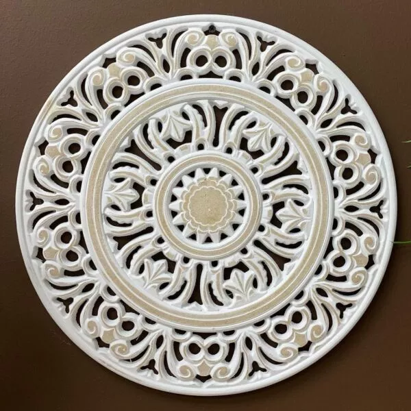 ديكور حائط باولان
