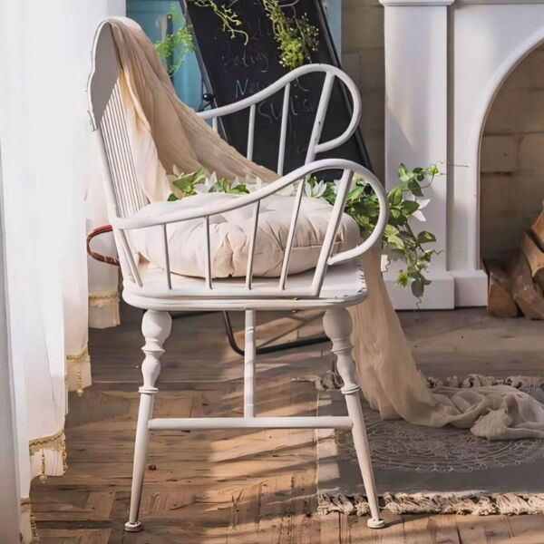 جلسة خارجية ثنائية دانالي حديد - ابيض