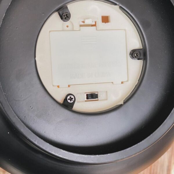 فانوس حديد و راتان