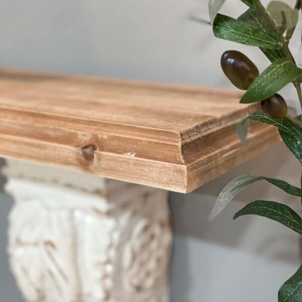 رف جداري على الطراز الروماني بوشكا