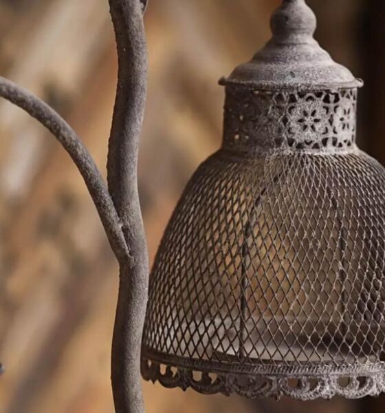 شمعدان حديد انتيك بابيار