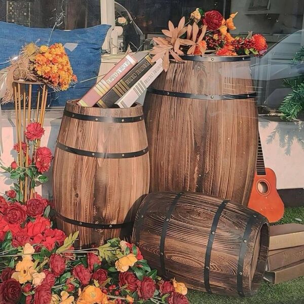 ديكور برميل خشب ريفي صغير وودال