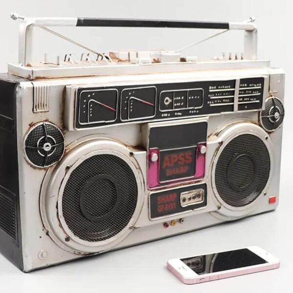 تحفة راديو كاسيت حديد انتيكا