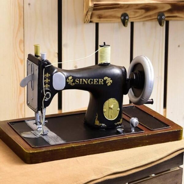 تحفة ماكينة خياطة حديد انتيكا 22 سم