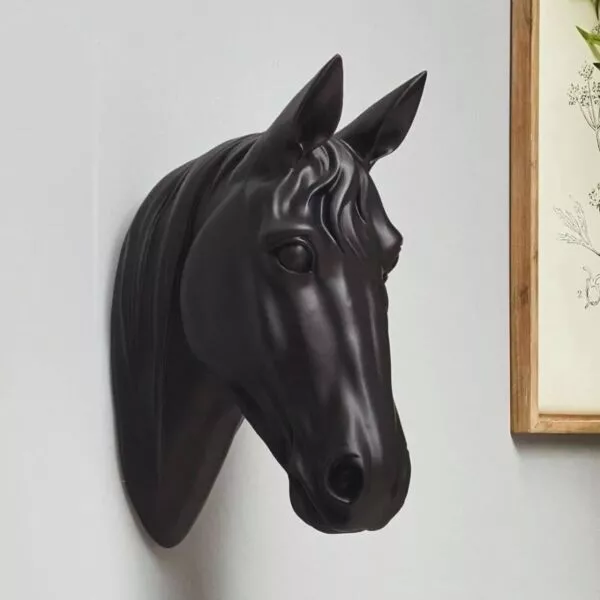 ديكور راس حصان جداري