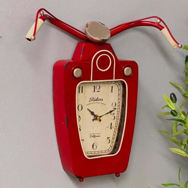 ساعة جدارية موتو