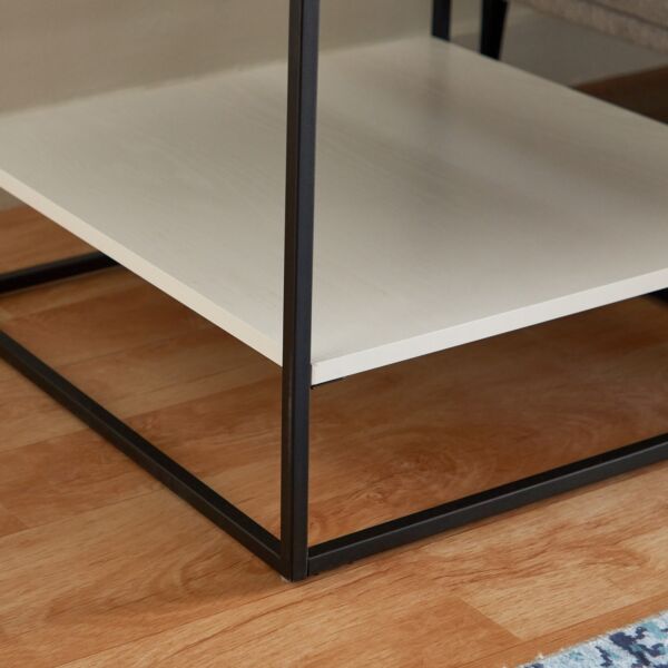 طاولة جانبية سكوت