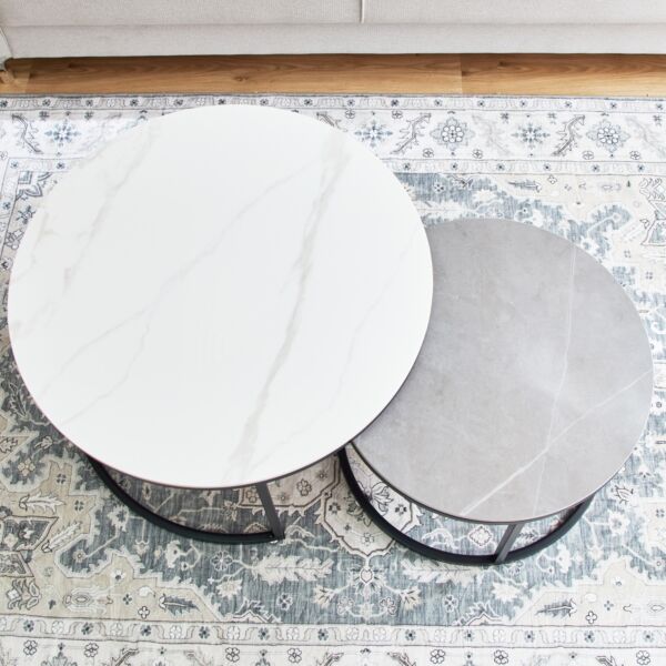 طاولة قهوة من الحجر الملبد من مارويل - طقم من قطعتين