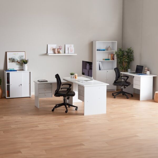 مكتب زاوية 6 أدراج من لشبونة