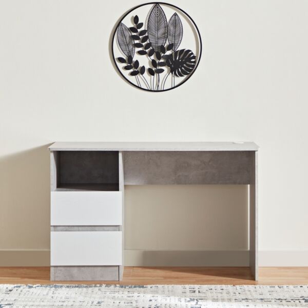 مكتب دراسة بدرجين من ألفورد باتارا