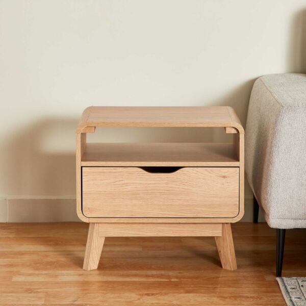 طاولة جانبية شاولا من نورديك سبرينج