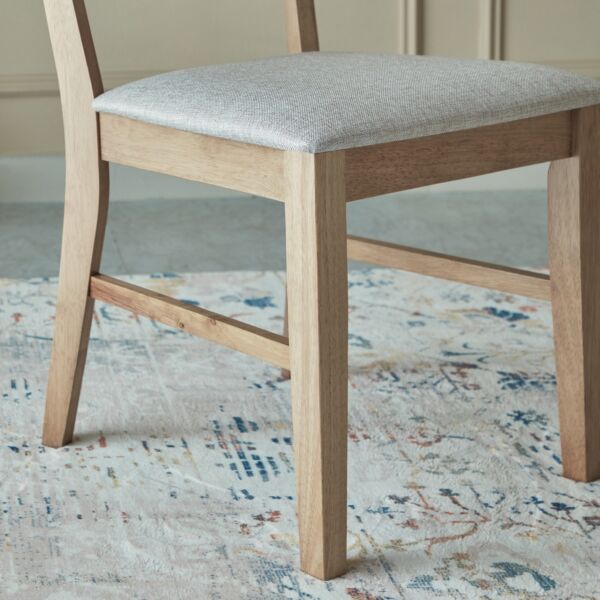 كرسي طعام من بلفورت