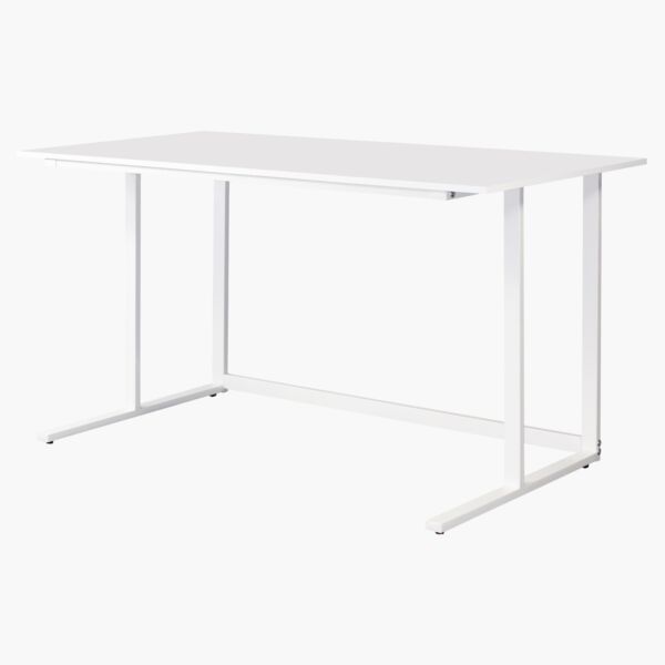 مكتب دراسة كبير عالي اللمعان من نورويتش