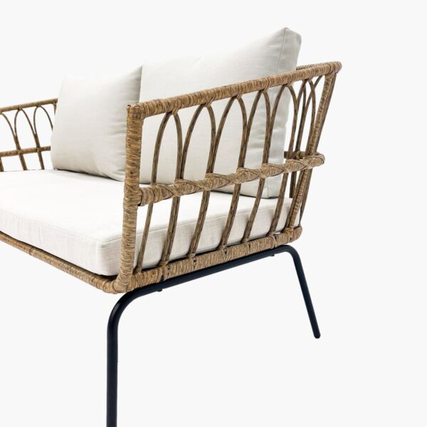 طقم طاولة قهوة للجلسات الخارجية مع 4 مقاعد ووسائد من كاتينا