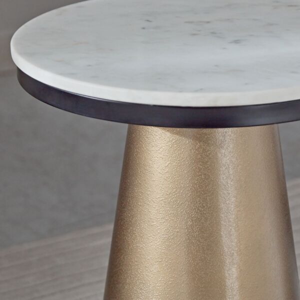 طاولة جانبية ساري من إدوين