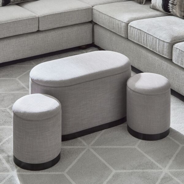 طقم مقعد ومسند قدم بمساحة تخزين من إيفلين