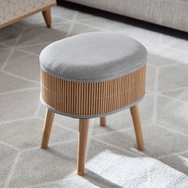 مقعد ومسند قدم بمساحة تخزين نسيج خيزران من نورديكا