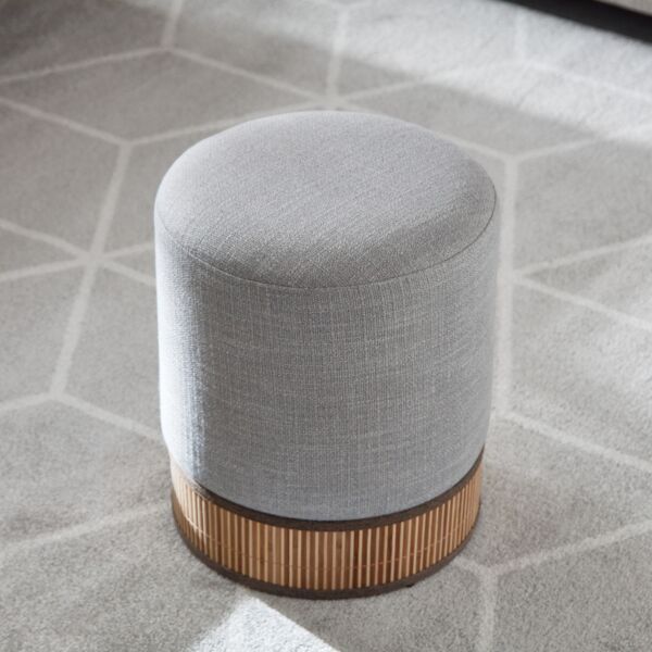 مقعد ومسند قدم من نورديكا