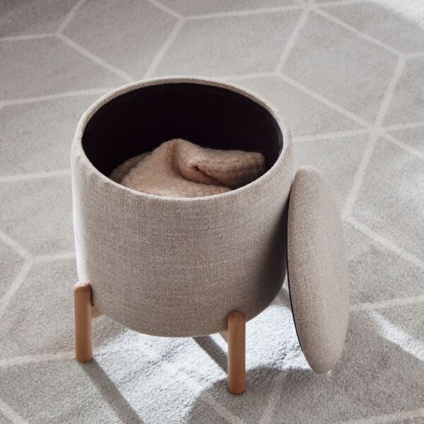 مقعد ومسند بمساحة تخزين نورديكا