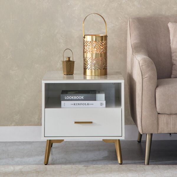 طاولة جانبية بسطح من الحجر الملبد من بيرل