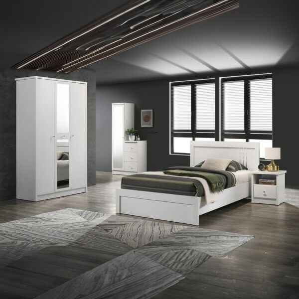 كومودينو بدرج من كورنيل