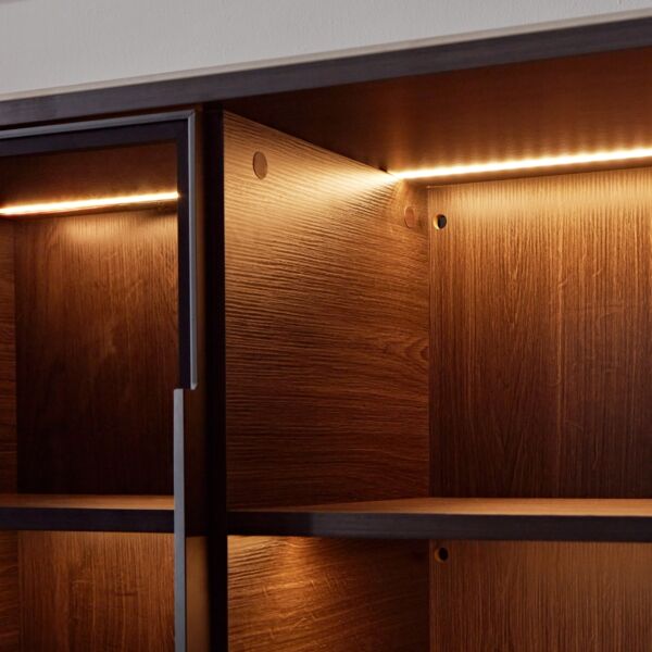 خزانة جانبية بسطح من الحجر الملبد من لوسينا