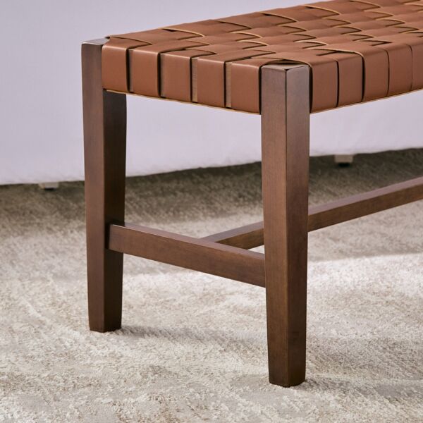 مقعد بنش بإطار من خشب الجوز من سافانا