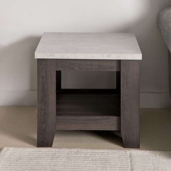 طاولة جانبية من سكالا