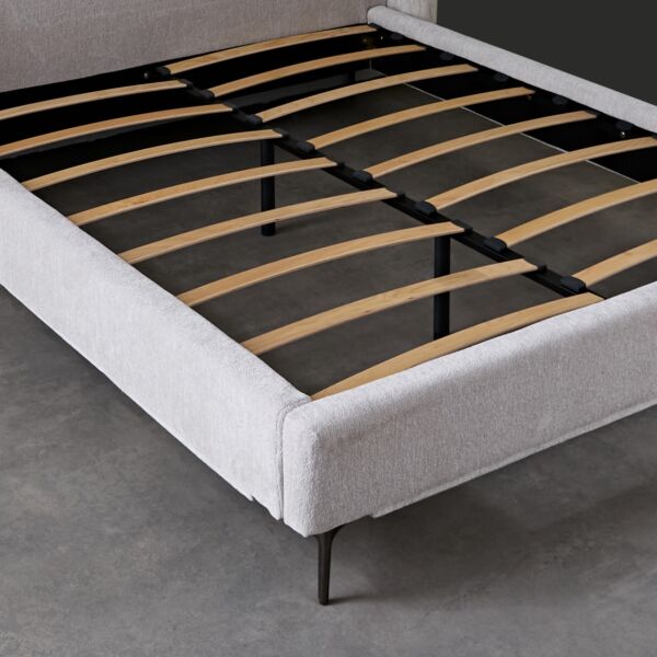 سرير كوين منجد - مارويل دونا