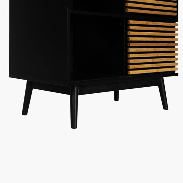 وحدة تخزين ببابين من فريسنو