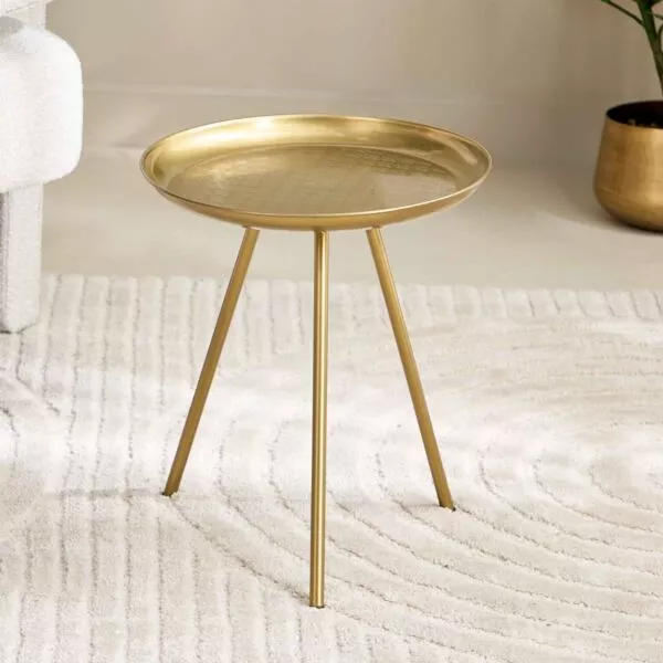 طاولة جانبية من سبلينديد