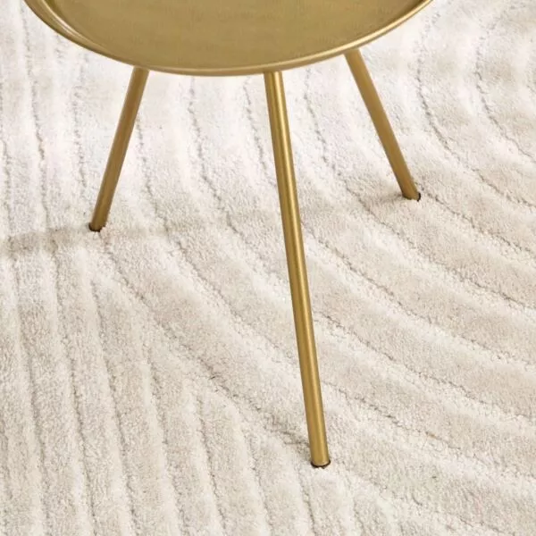 طاولة جانبية من سبلينديد