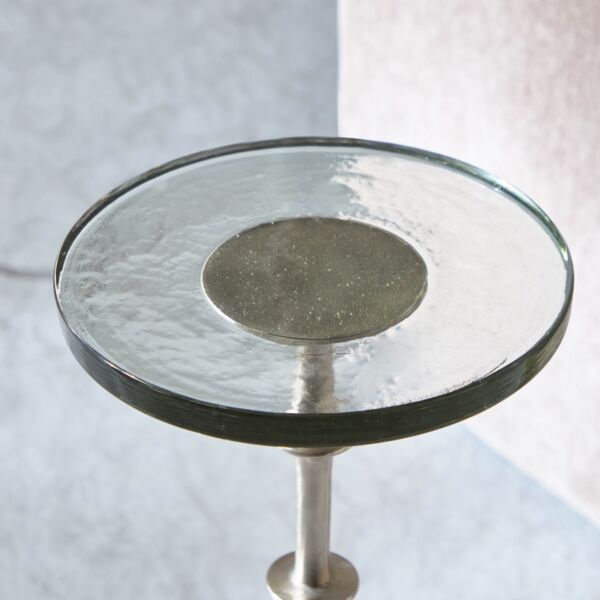 طاولة جانبية بسطح زجاج من إيديث