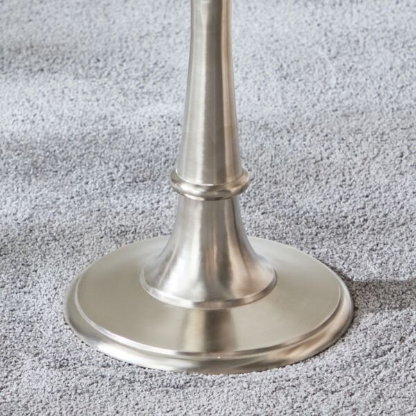 طاولة زينة من توريم