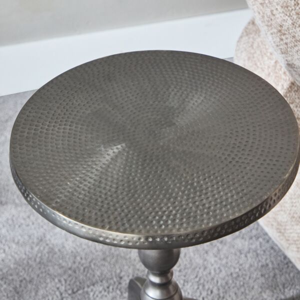 طاولة زينة جريس