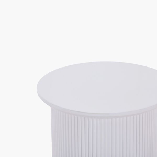 طاولة جانبية من أرمينيا