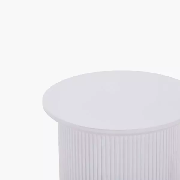 طاولة جانبية من أرمينيا