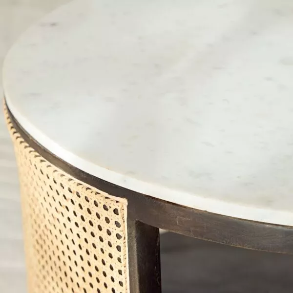 طاولة قهوة بسطح رخامي راتان باي