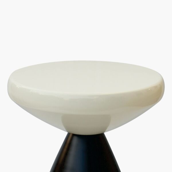 طاولة جانبية - كوزميك