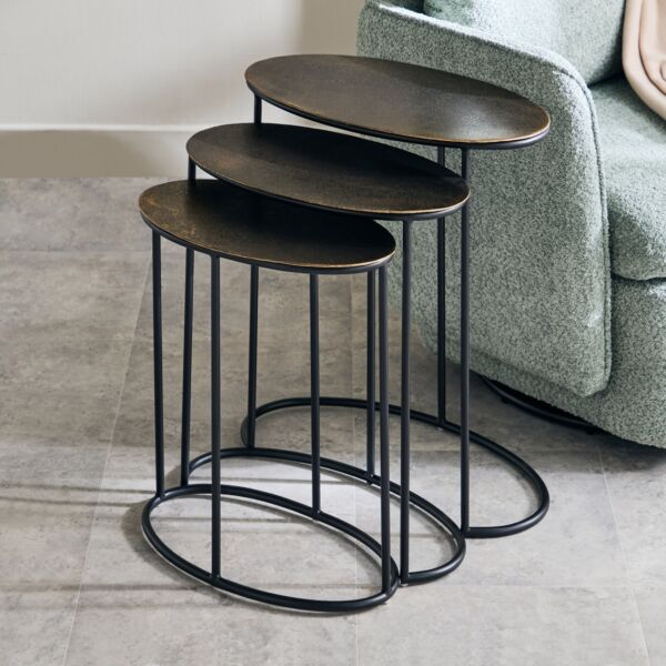 طاولات متداخلة من كلاد - طقم من 3 قطع