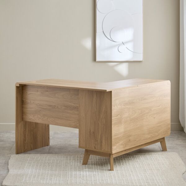 مكتب عمل زاوية مع درج من نورديكا