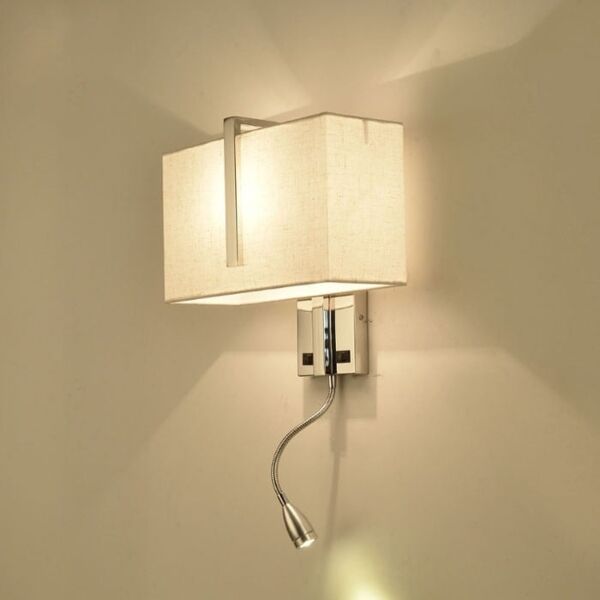 اضاءة جدارية مع كشاف كروم - بيج وفضي