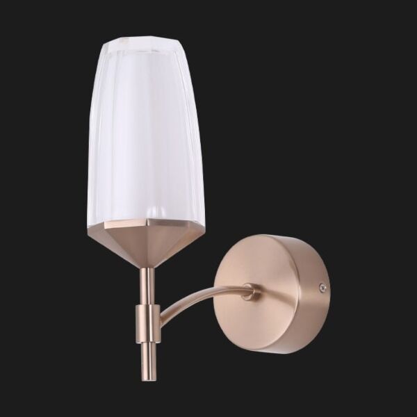 اضاءة جدارية لوما