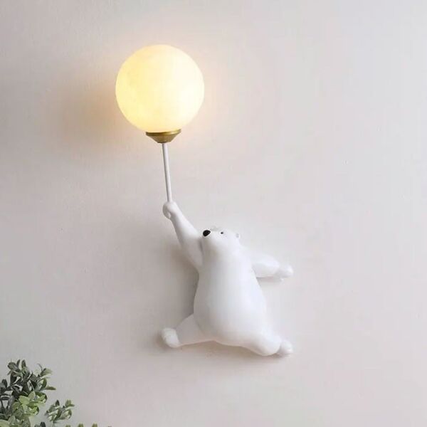 اضاءة جدارية اطفال دب مع كرة - ابيض