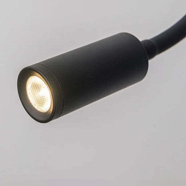 اضاءة جدارية مع منفذ USB  - اسود